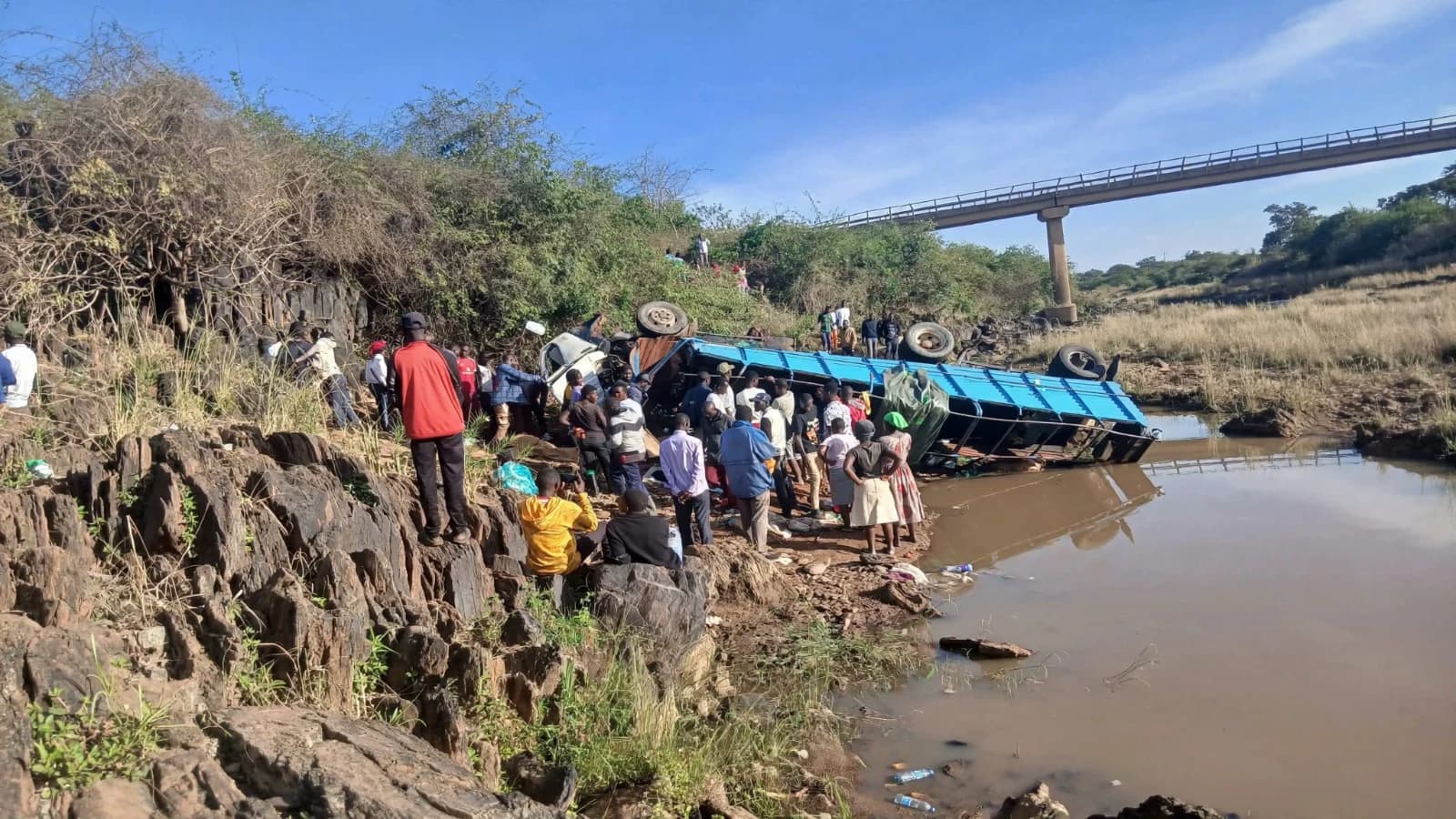 ECDE teacher among accident victims after lorry plunges into River Kuja in Migori