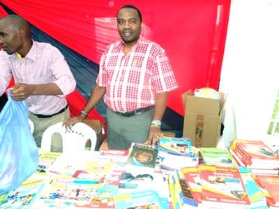 Publishers advise on new  tricks to tame book piracy
