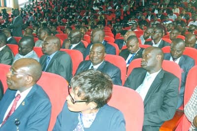 Career office to help students get jobs