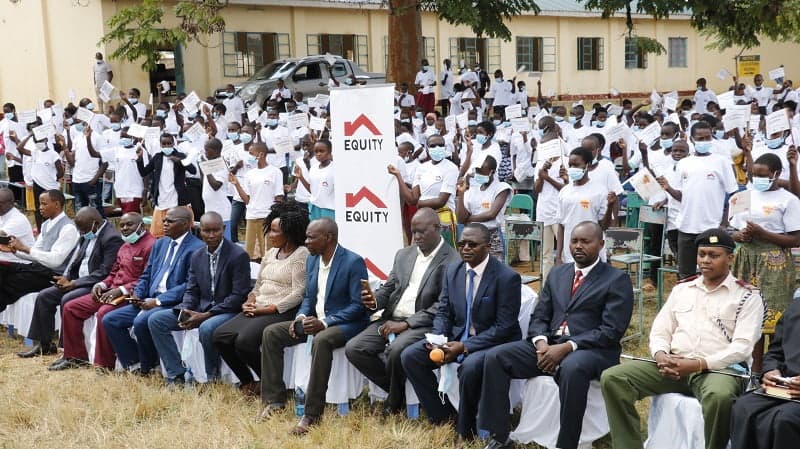 576 Form one students from Kitui receive scholarship image 2