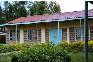 Principal appeals for bursaries for students in private schools