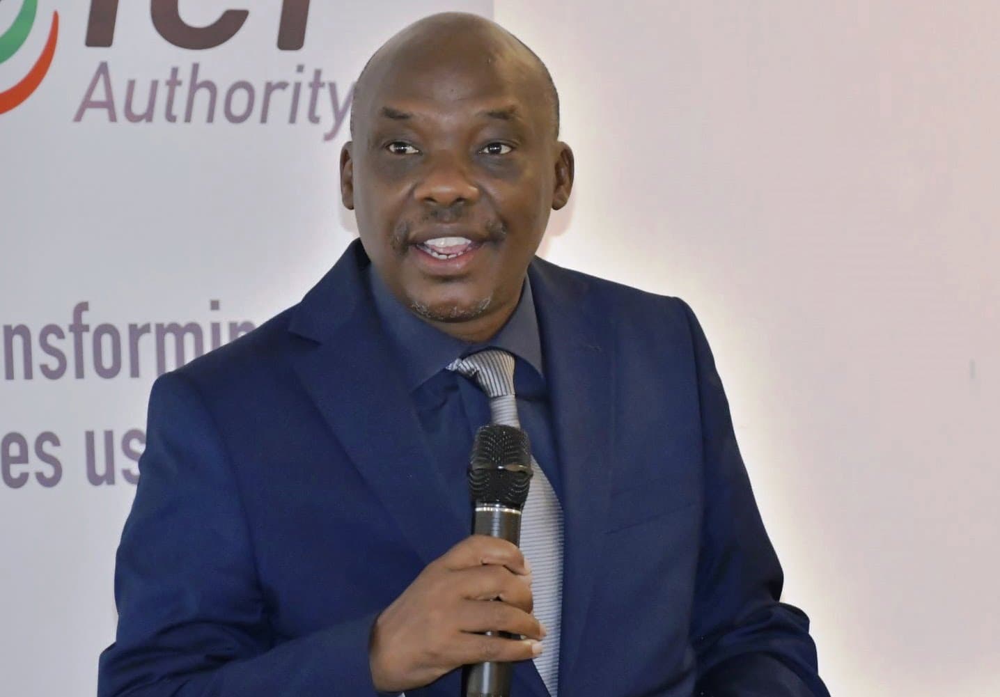 Govt launches major project to connect schools to internet