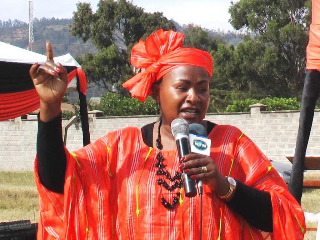 Governor blames MCAs for delay in bursaries