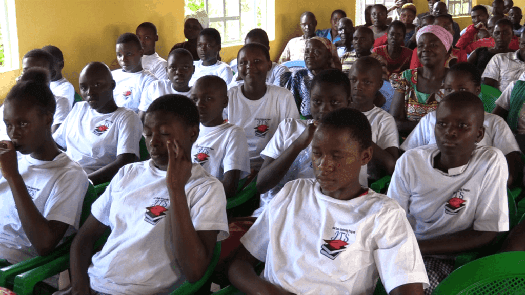 110 university students in Migori receive bursaries from NGO