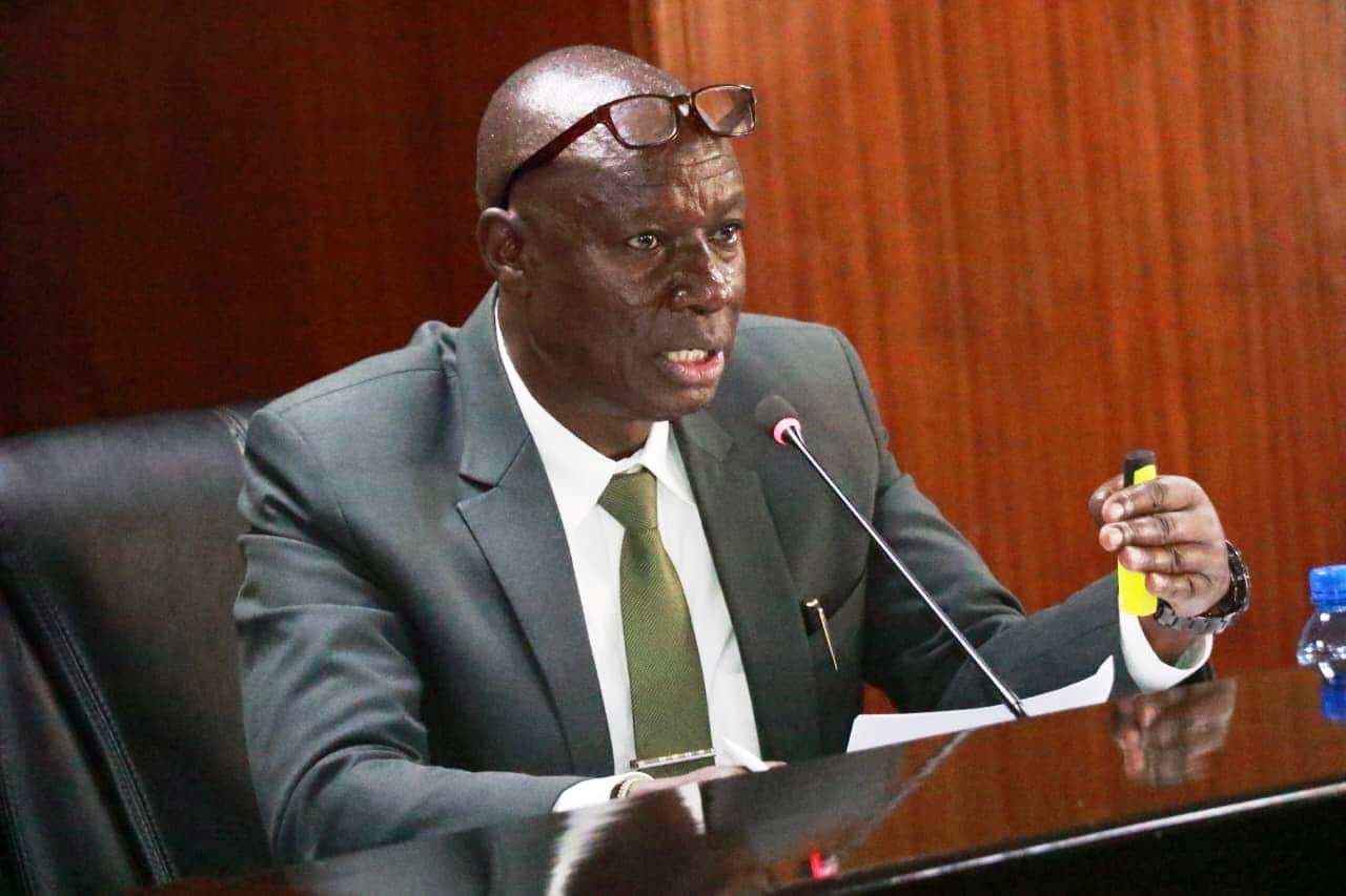 KNUT team thrown out of parliamentary hearing