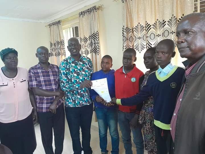 Equity Bank gives 16 Busia students scholarships in Wings to Fly programme