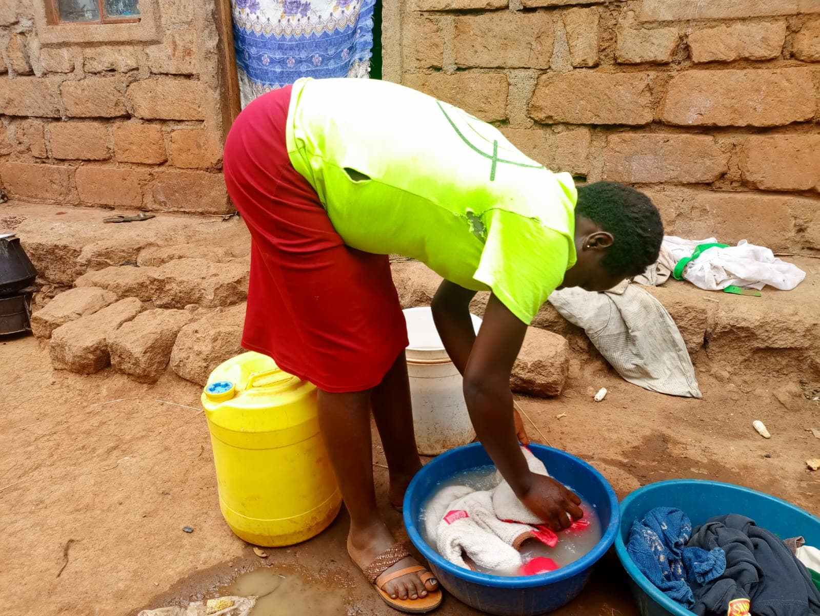 Family in Machakos seeks help to nab known man who defiled daughter