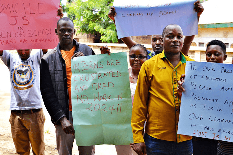 How to rescue teachers from choking loan burdens