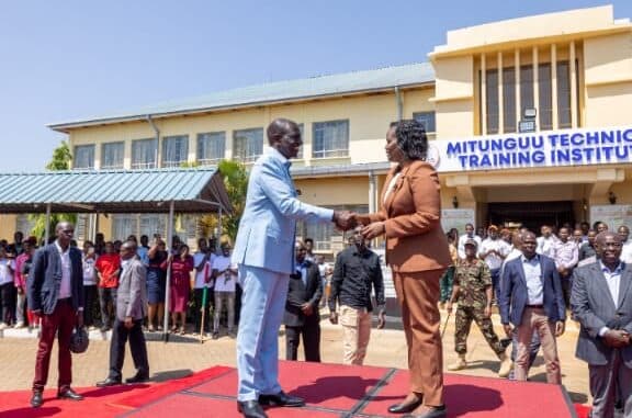 Excitement as Ruto drives new bus into Mitunguu TTI before presenting it
