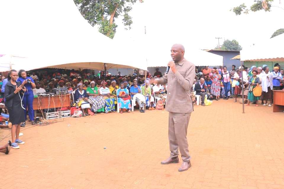 Best 15 students per class in Muranga day schools to receive KSh15000 each