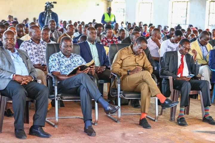 Narok leaders appeal to the youth to allow peaceful reopening of schools
