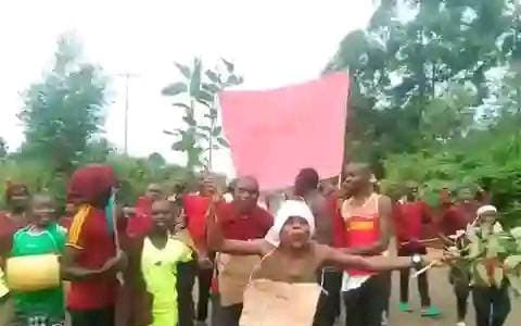 Learning paralysed as Mokomoni Secondary students in Kisii demonstrate, want principal out