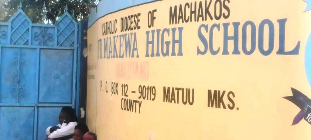 Parents, students of Father Makewa Secondary stage walkout over Ksh10,000 fee
