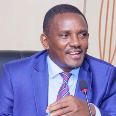 MP urges principals to retain students amid funding delays