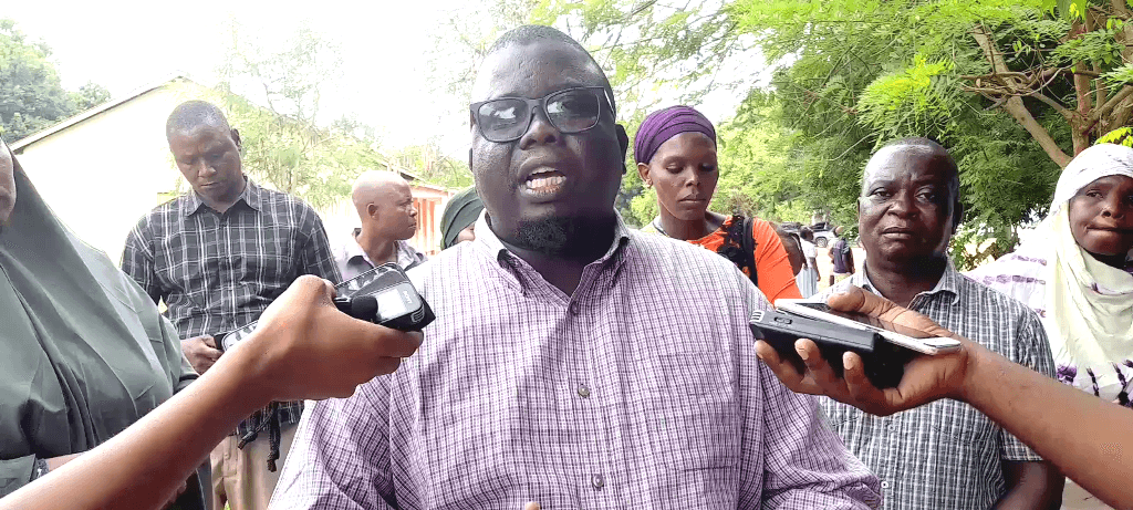 Kwale parents protest over proposal to abolish county bursaries image 1