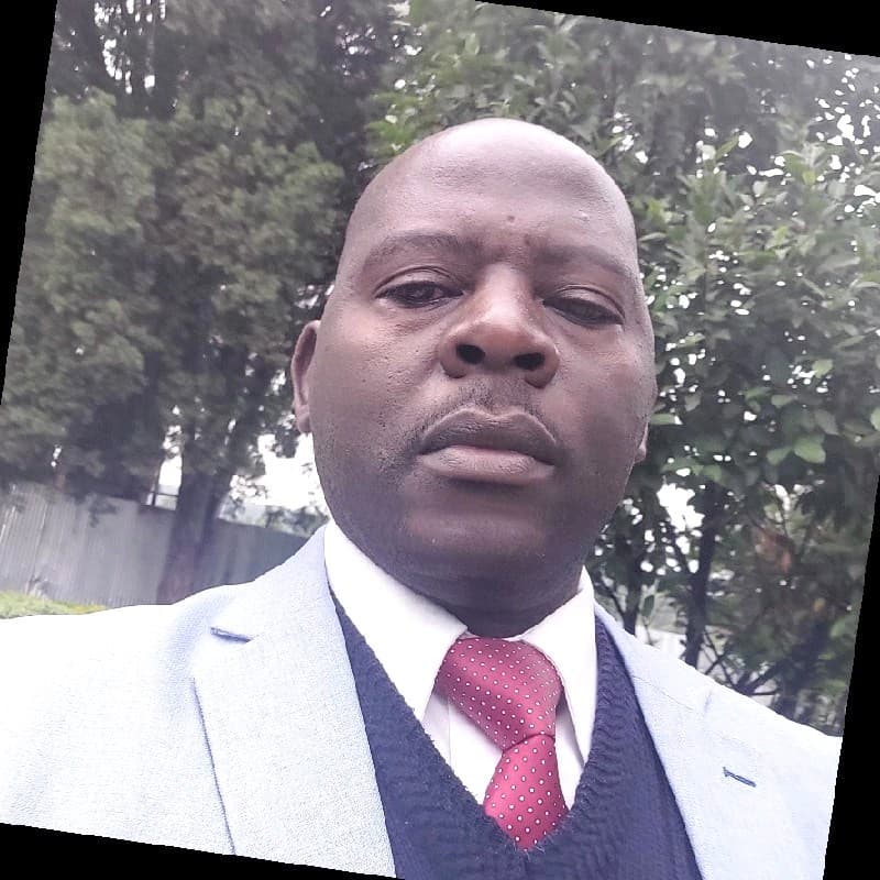 Parents, learners in Kericho walk two kilometres to reclaim their transferred head teacher