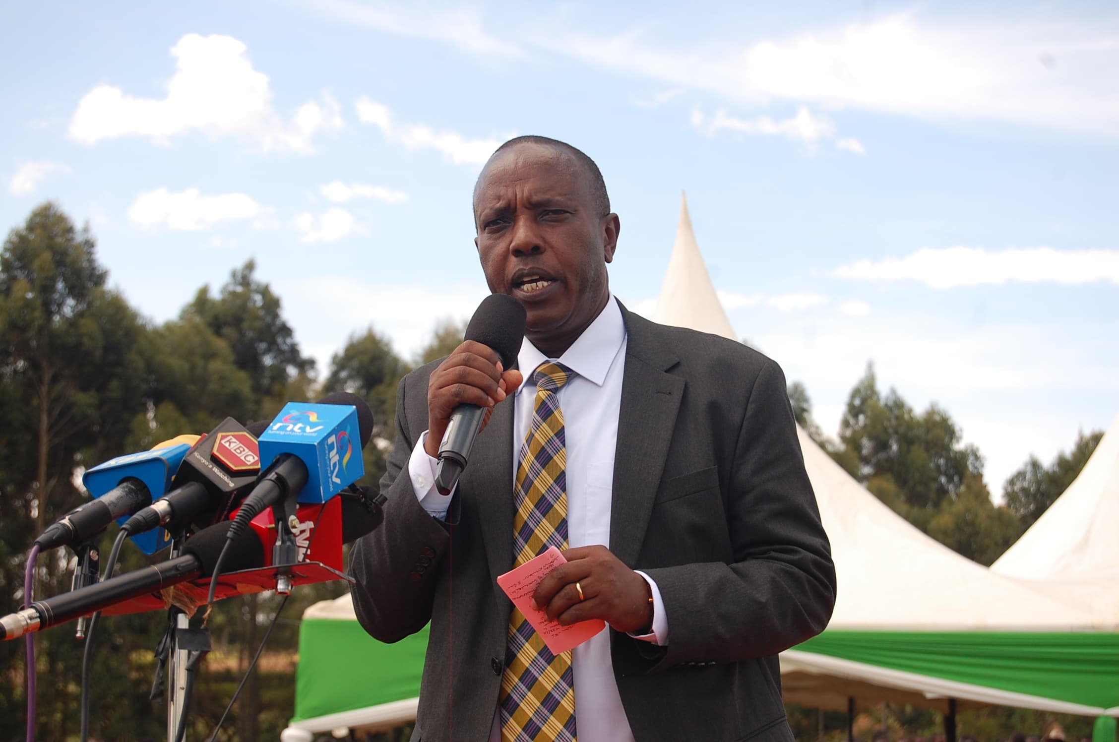 Kipkelion East MP meets school principals, flags KSh 5.2 million in bursaries
