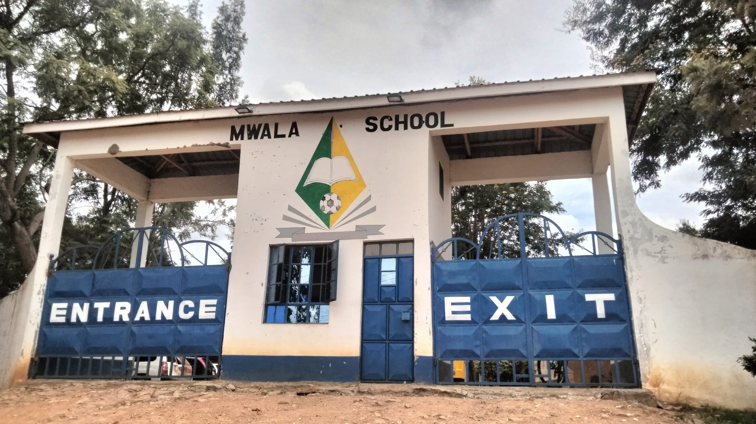 Principal drums for school alumni importance in schools