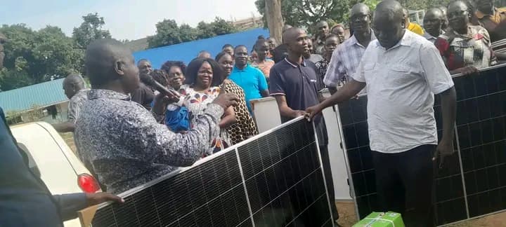 Busia’s Amagoro Primary gets 1 million solar power boost to curb power outages