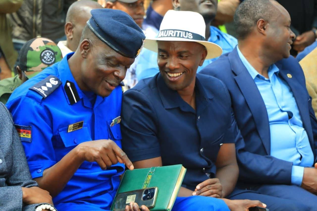 Businessman donates 20 computers to school in Kisii to boost learning