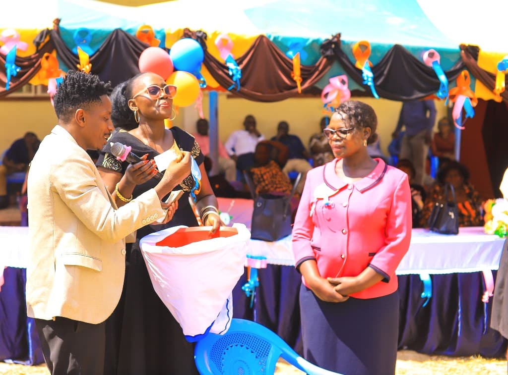 Viral student’s story spurs Akothee, Eric Omondi to rally funds for needy learners