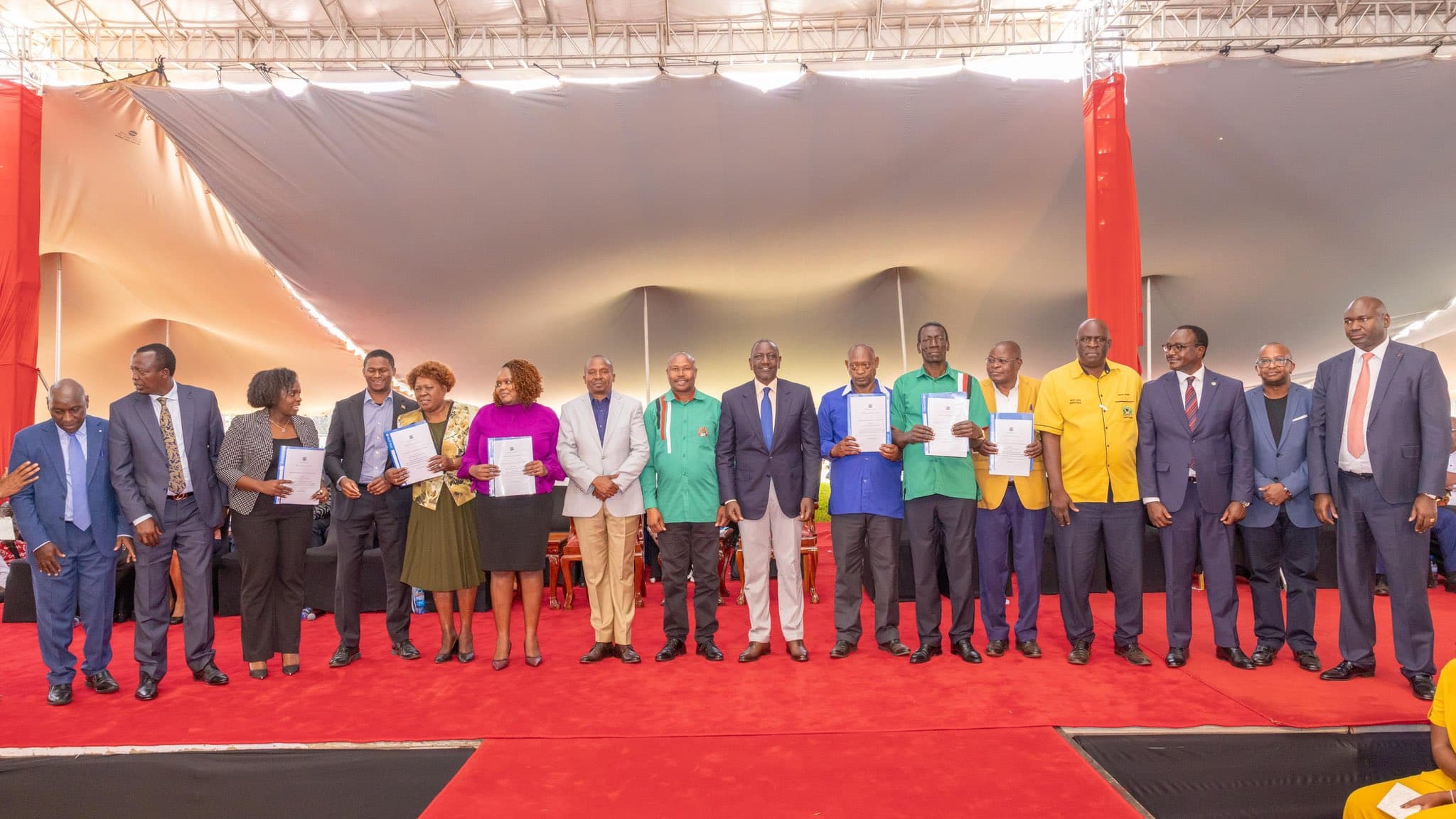 KISE tutors, CSO-SNE teachers expect to move to new job groups after Presidential pledge