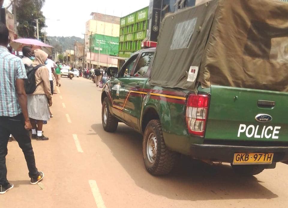 Form Four student in Kisii commits suicide, accuses parents of ‘not loving him enough