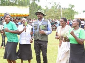 Parents, teachers urged to encourage children to plant trees, protect environment image 1