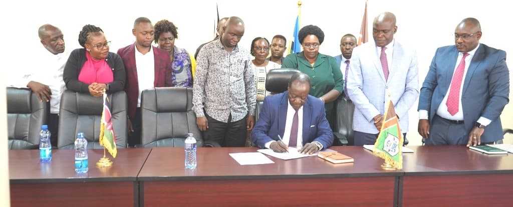 Governor Ottichilo signs Vihiga County Education Bill, 2025 to boost scholarship and bursary access