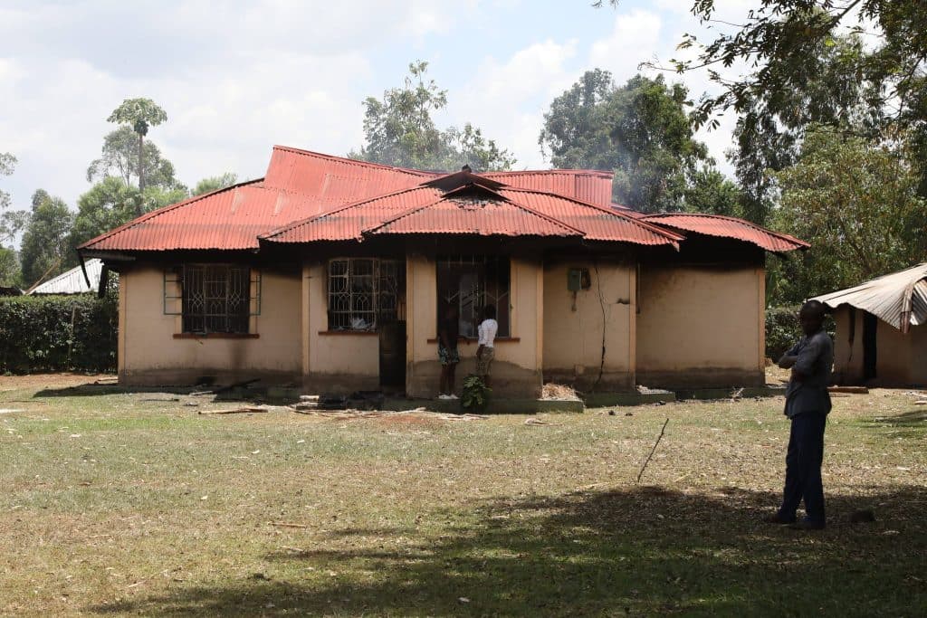 Head teacher’s homes torched as land dispute leads to death of retired teacher, spouse in Homa Bay image 1