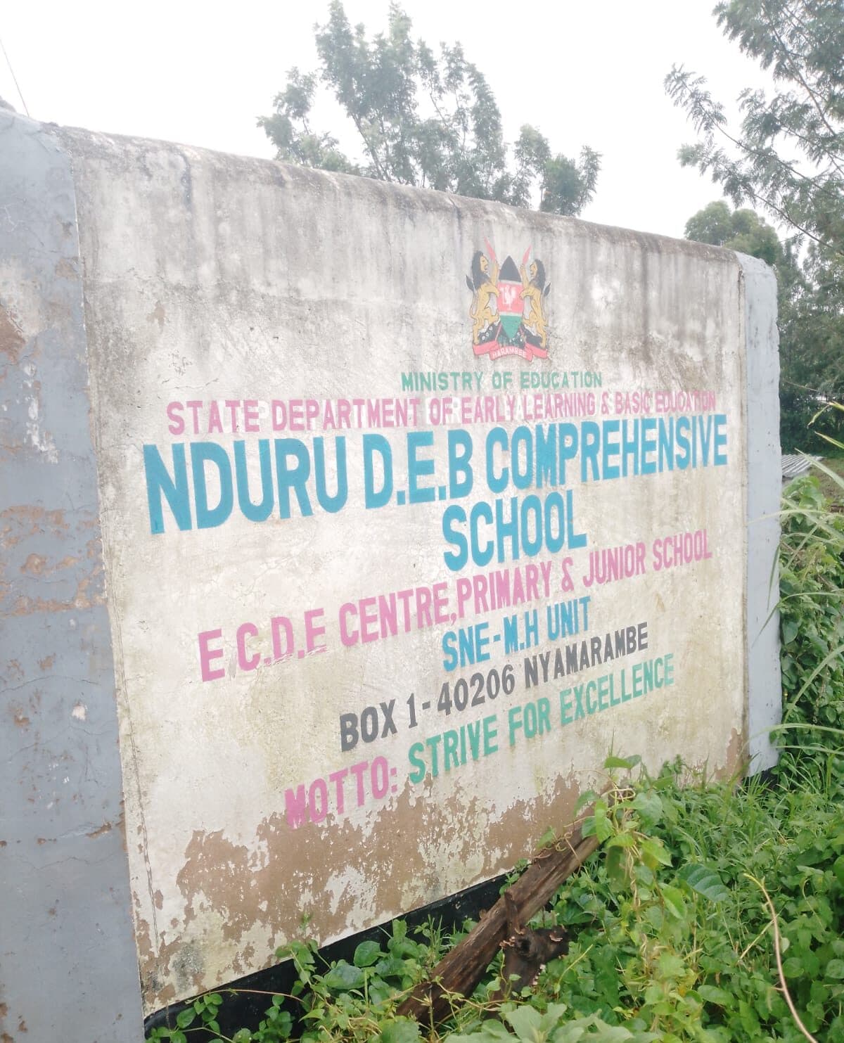 Rusting wall of Nduru DBE Prinary School gate. Photo: Enock Okong'o