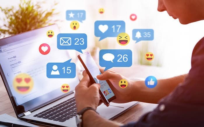 Social media boundaries for teachers: What you need to know to stay out of trouble