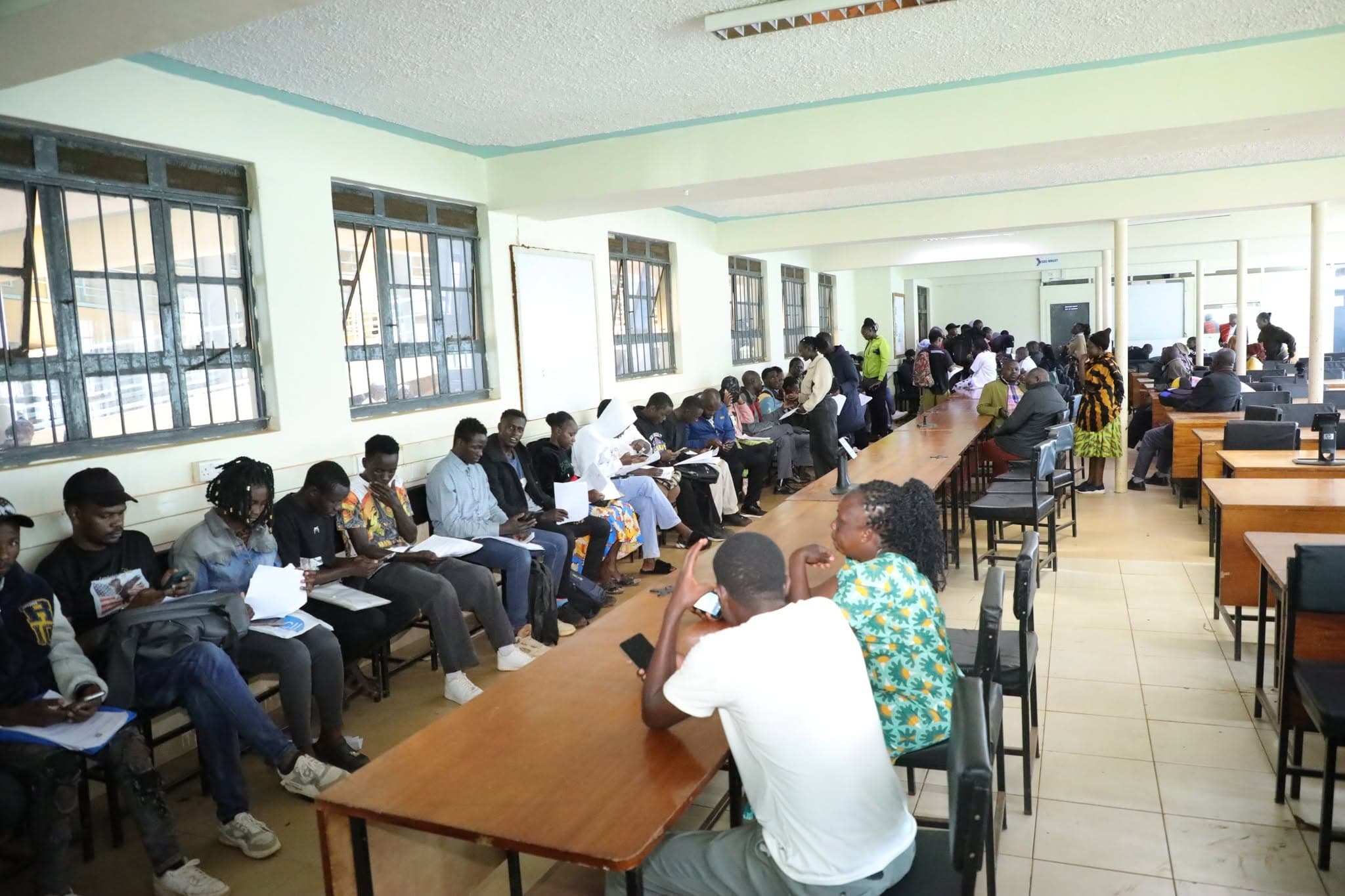 Over 159,000 first-year students seek Govt funding as universities reopen