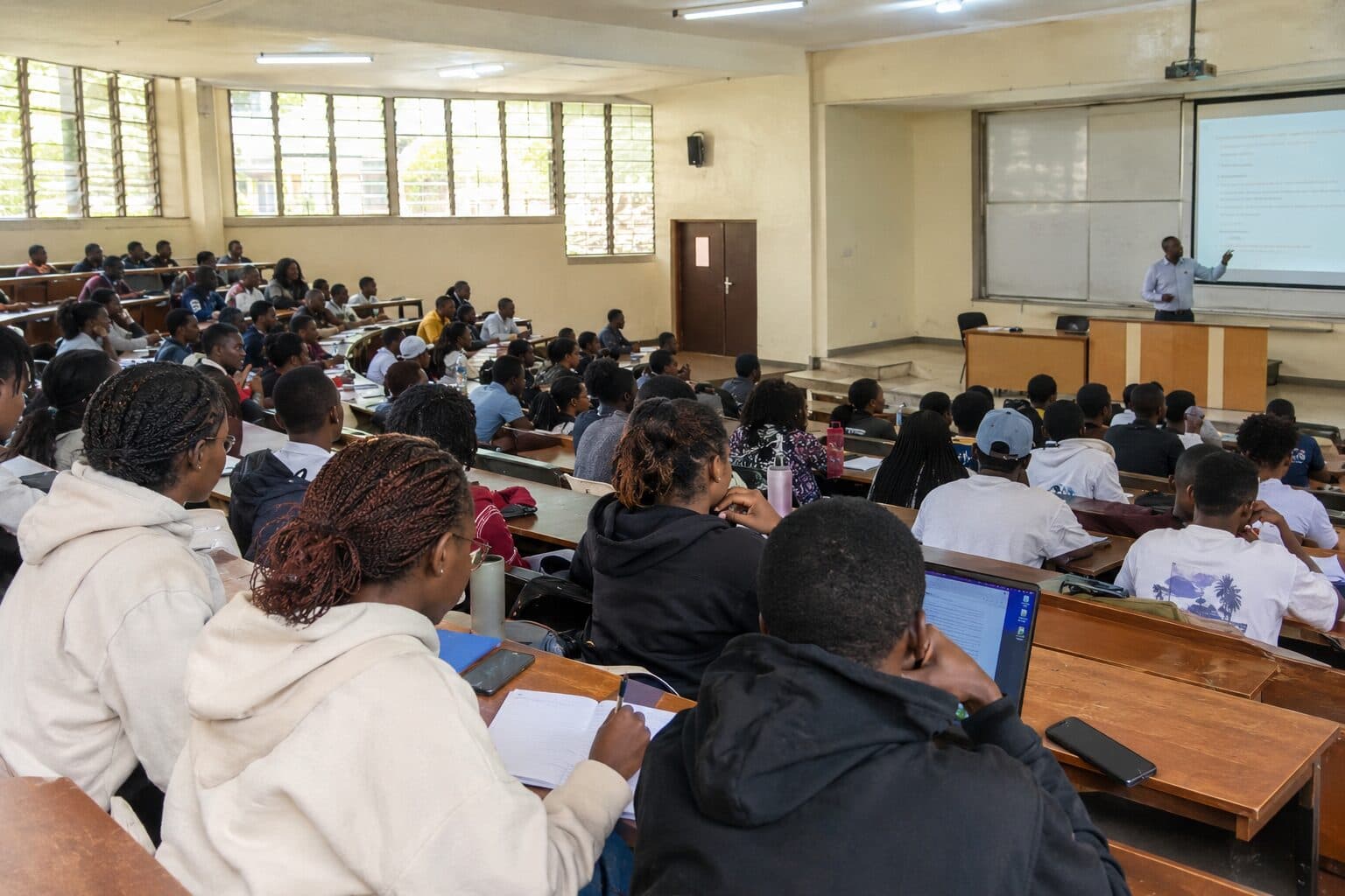CUE flags sharp rise in Fifth-Year university students as completion concerns grow