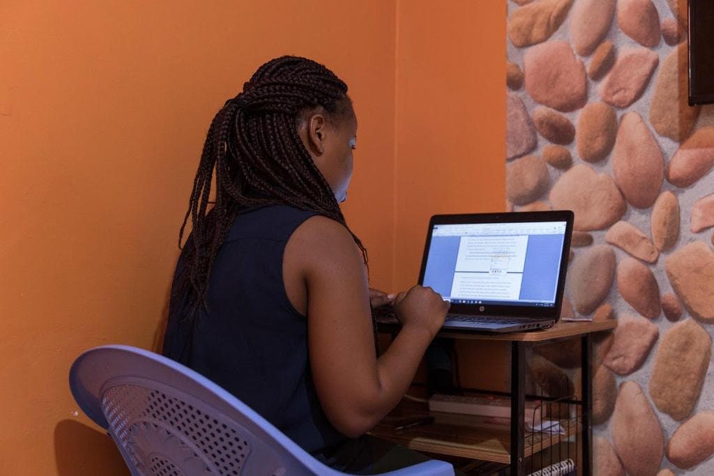 AI, rising competition squeeze earnings for Kenya’s academic writers