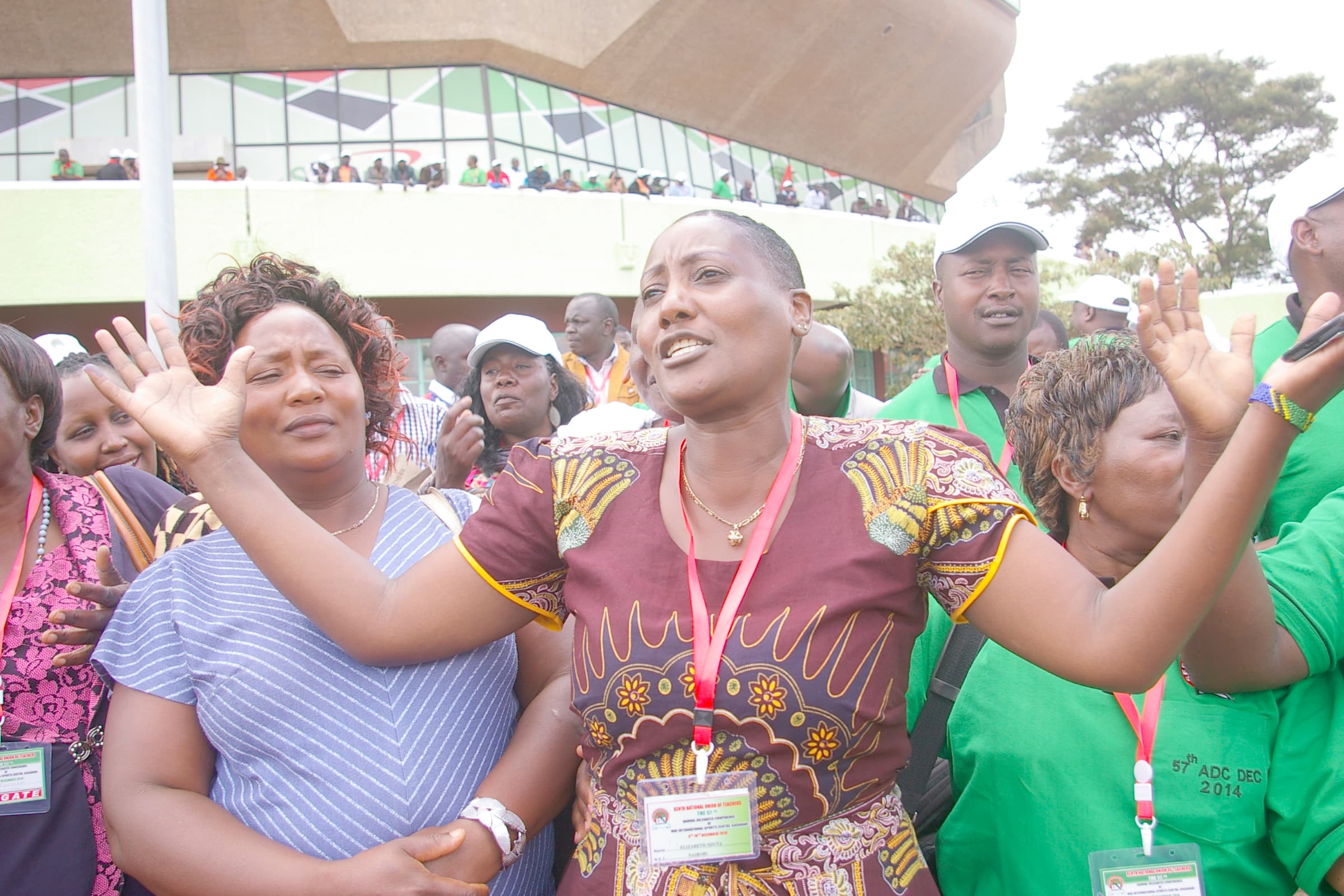 Forced snap elections at teachers’ unions, Heads associations