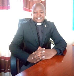 Clerics want chaplains employed in schools