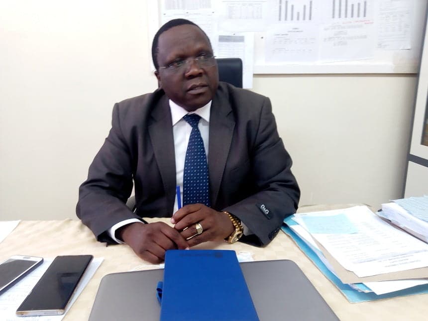 Teachers seeking employment told to report conmen image 1