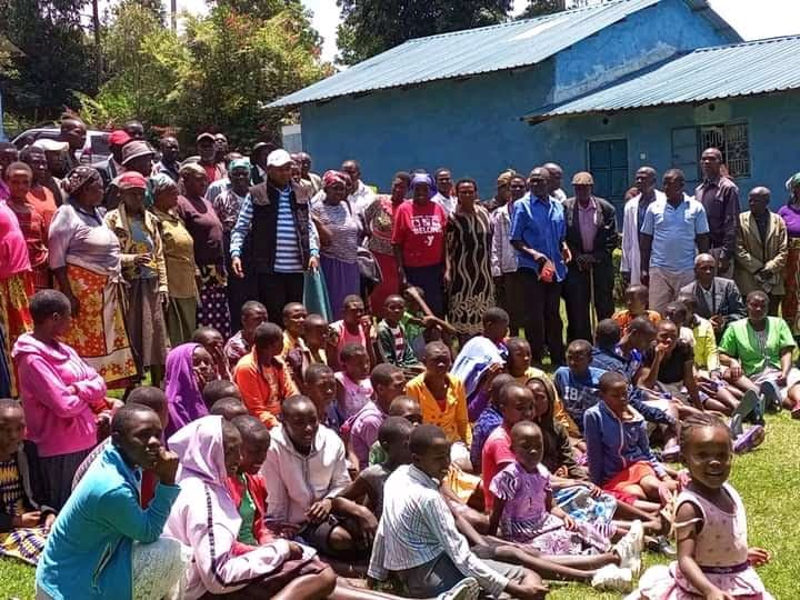 The rich urged to support underprivileged in communities get access to education