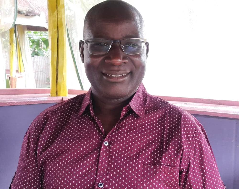 Education boss warns politicians against using students in campaigns
