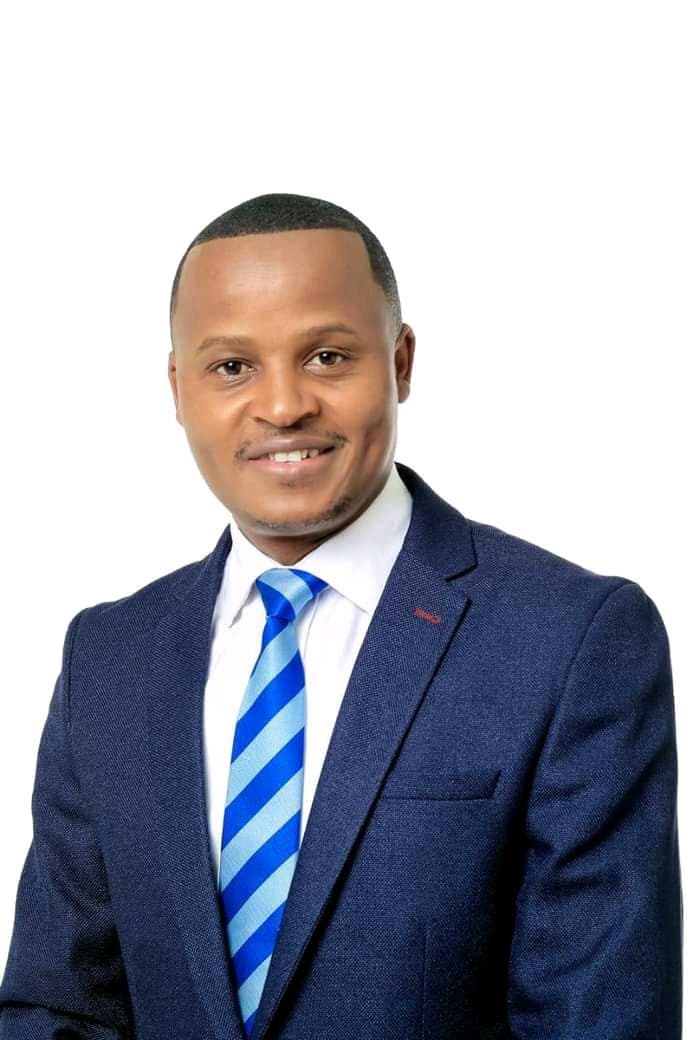 Teachers urged to be role models in the society