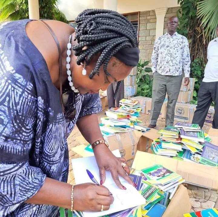 Ida Odinga donates foodstuffs and books on Mashujaa day