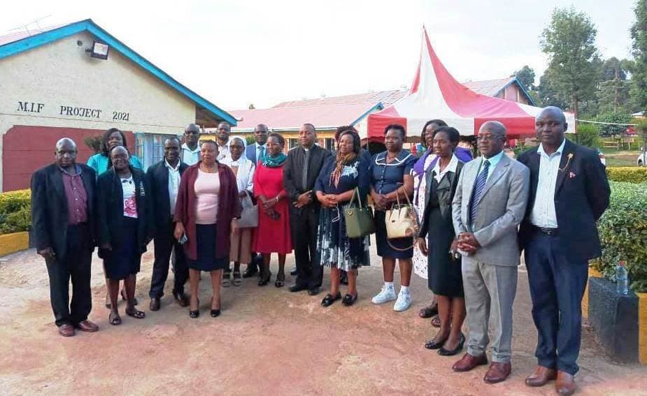 Principals meet to mourn school head murdered in cold blood image 1