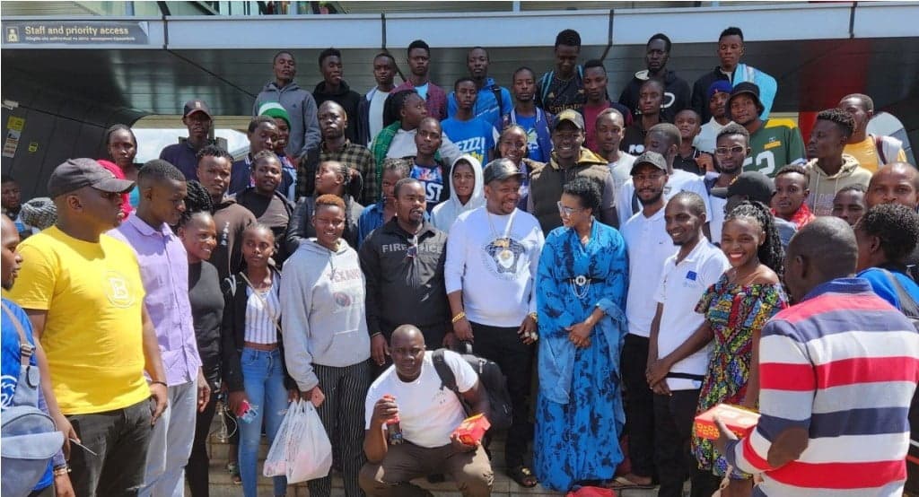 Sonko rescues stranded varsity students