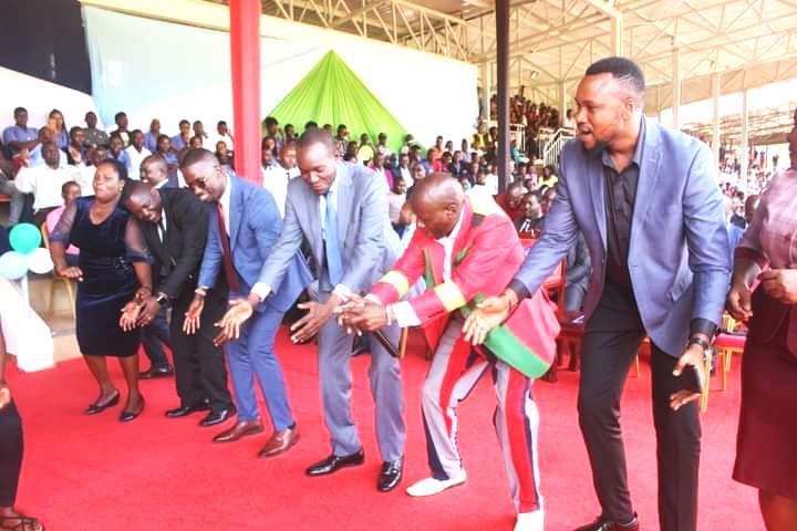 Governor deploys 1,000 youth to train in digital economy careers