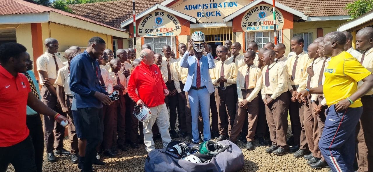Introduce Lacrosse game in school games, MoE told