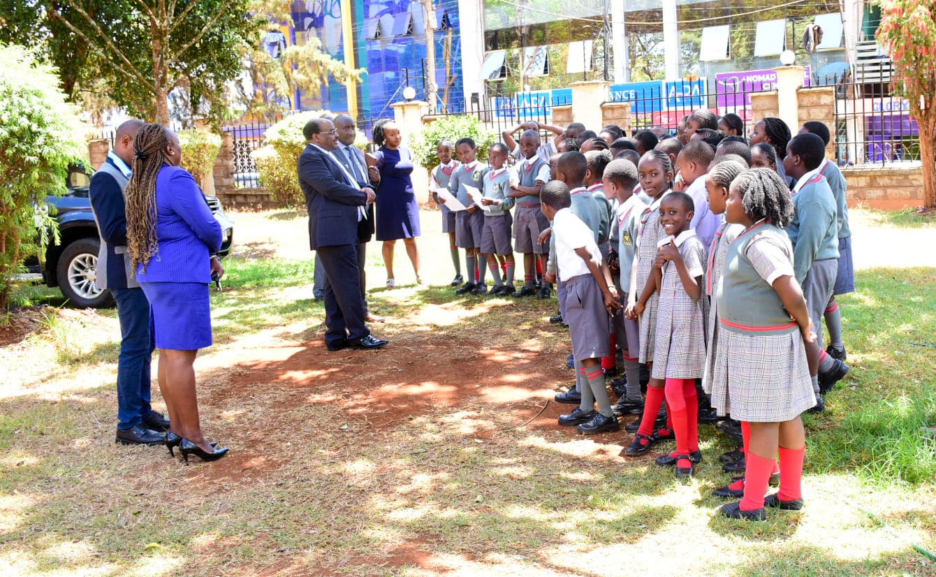 Nyeri Deputy Governor hosts 60 Grade 4 students for civic education image 1