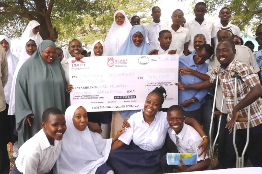 Lamu Woman Rep disburses over Ksh2M for bursaries
