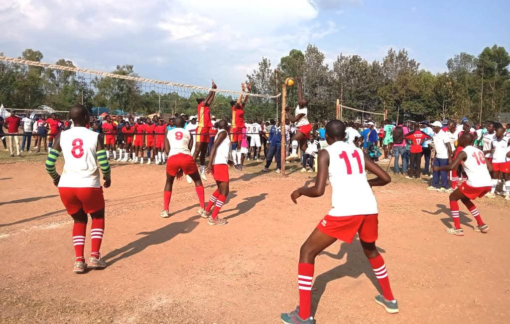 Top Western, Rift schools grace region’s open volleyball tournament