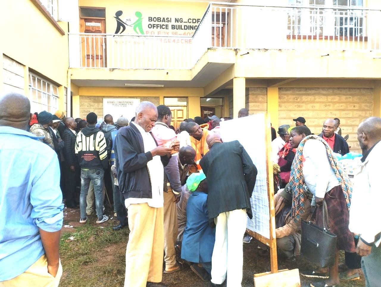 Over 2000 varsity students from Bobasi get bursaries image 1